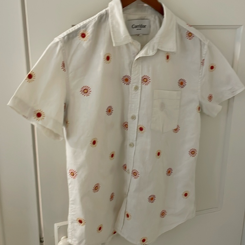 Corridor embroidered shirt-sleeve shirt